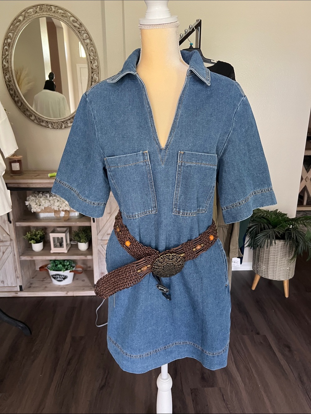 Women’s Jean denim dress. Size medium NWT ( Belt not included)